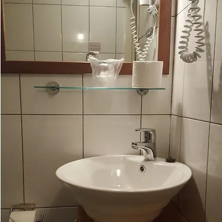 Midpoint Hotel Helsinky