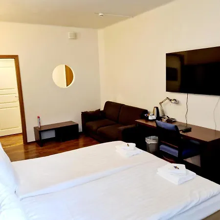 Midpoint Hotel Helsinki