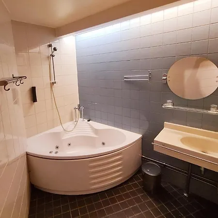 Midpoint 3* Helsinki