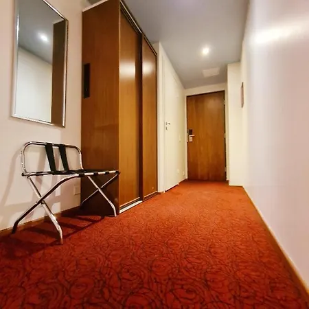 Hotell Midpoint
