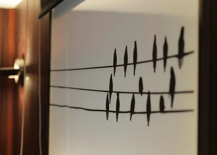 Midpoint מלון הלסינקי